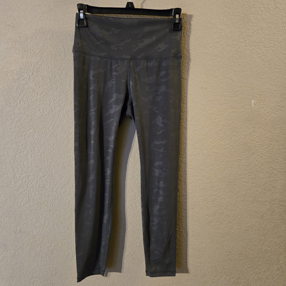 Zyia Active Womens Black/Gray Camo Leggings